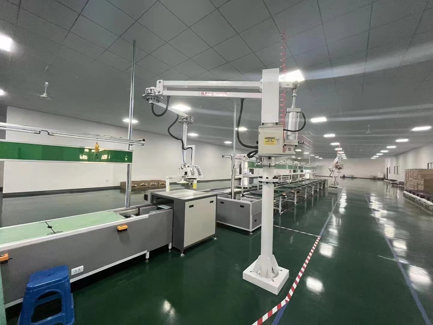 New energy lithium battery pack production line intelligent manufacturing expert -- Xinde laser
